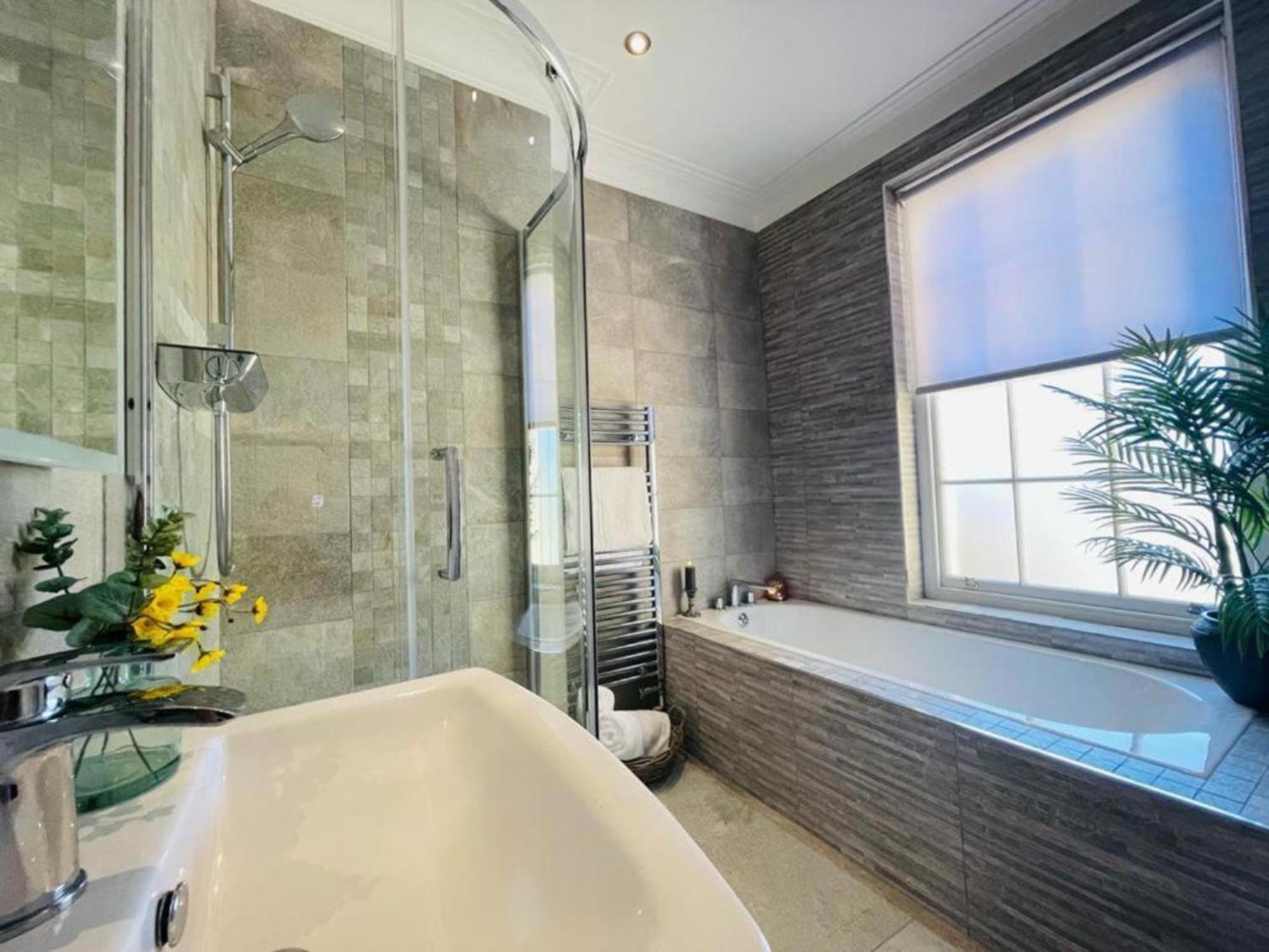 Pass The Keys Cobblers Rest Luxury Elegance & Location